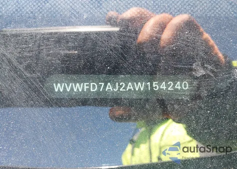 2010 Volkswagen Gti 2-Door z USA, uszkodzony, nr VIN WVWFD7AJ2AW154240